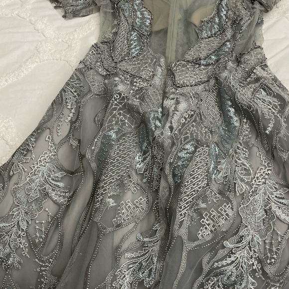 Flowing Gown for mother of the bride or groom. Color gray, beaded. Size 14-16 - Picture 3 of 16